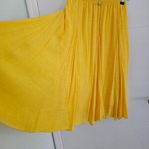 Zac & Rachel Flowy Yellow Summer Skirt
